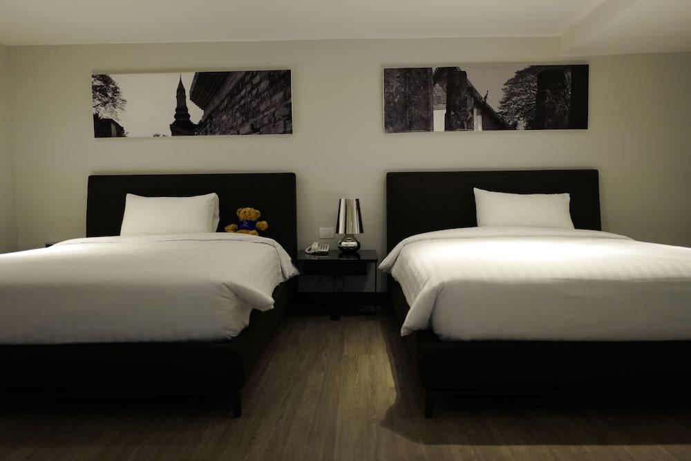 होटल S33 Compact Sukhumvit 3*